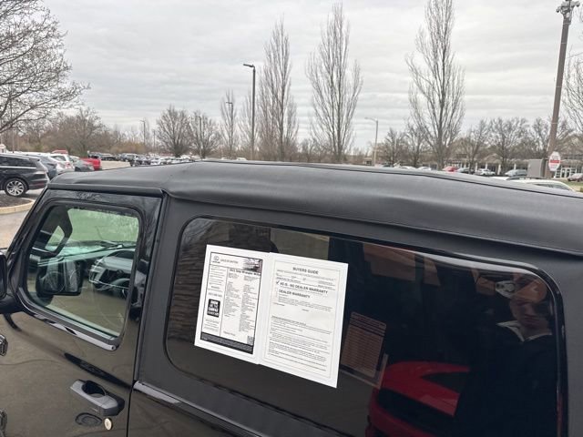 Used 2022 Jeep Wrangler Willys image 30