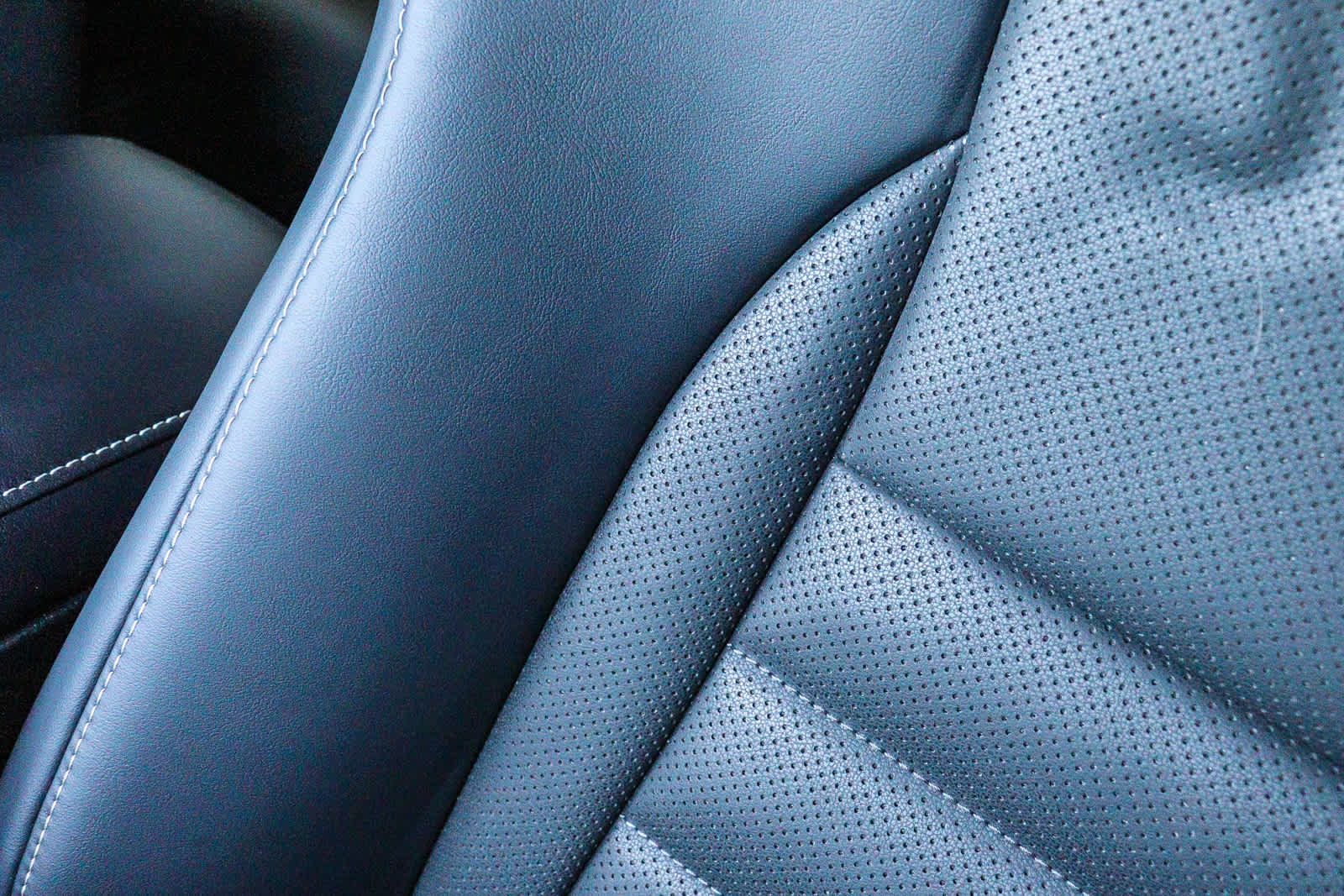 Certified 2025 Lexus IS 350 F Sport w/ Accessory Package RWD image 27