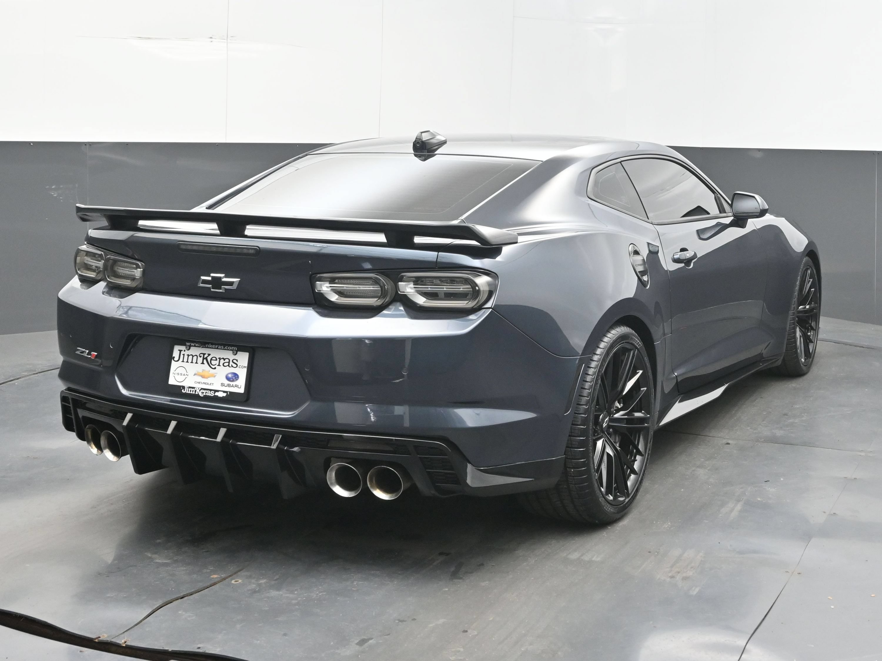 Used 2021 Chevrolet Camaro ZL1 w/ LPO, ZL1 Protection Package RWD image 4