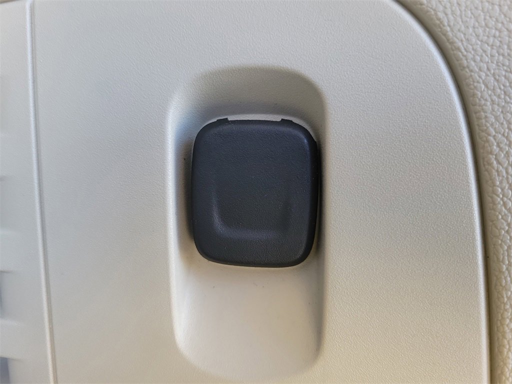 Used 2018 GMC Yukon Denali image 8