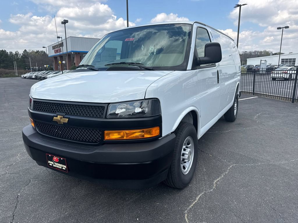 New 2026 Chevrolet Express 2500 image 2