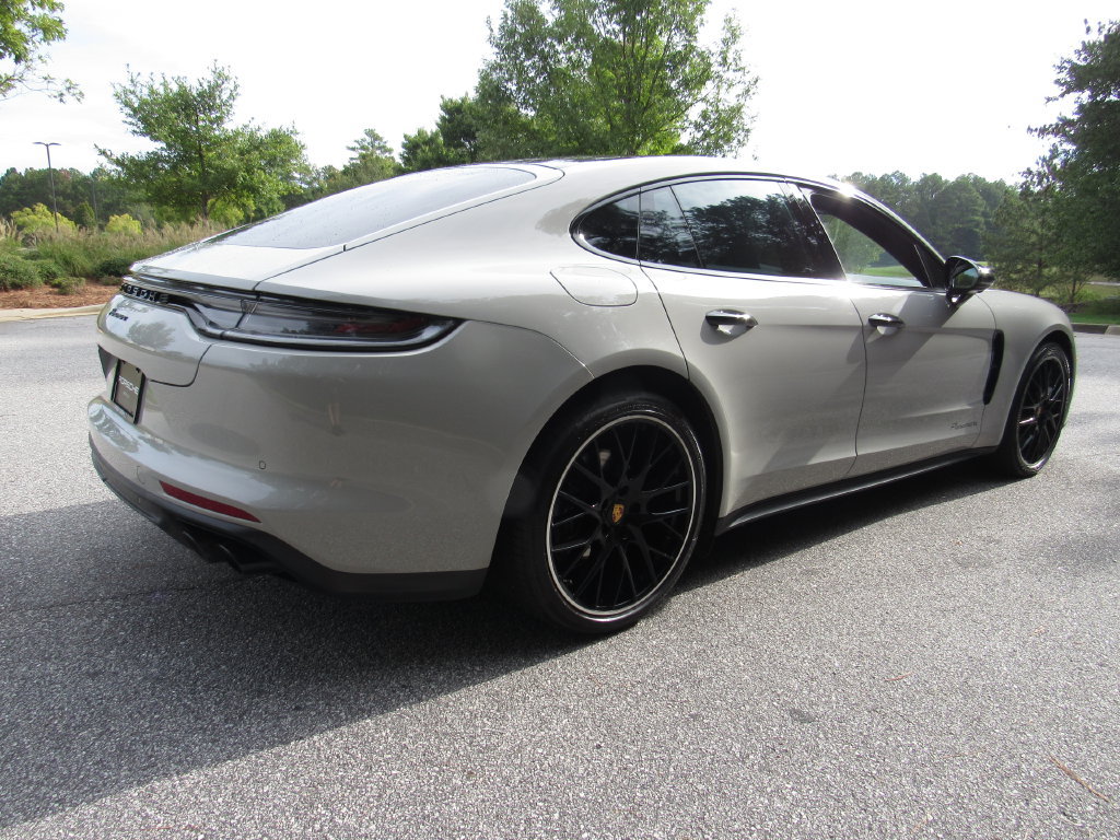 Used 2023 Porsche Panamera image 7