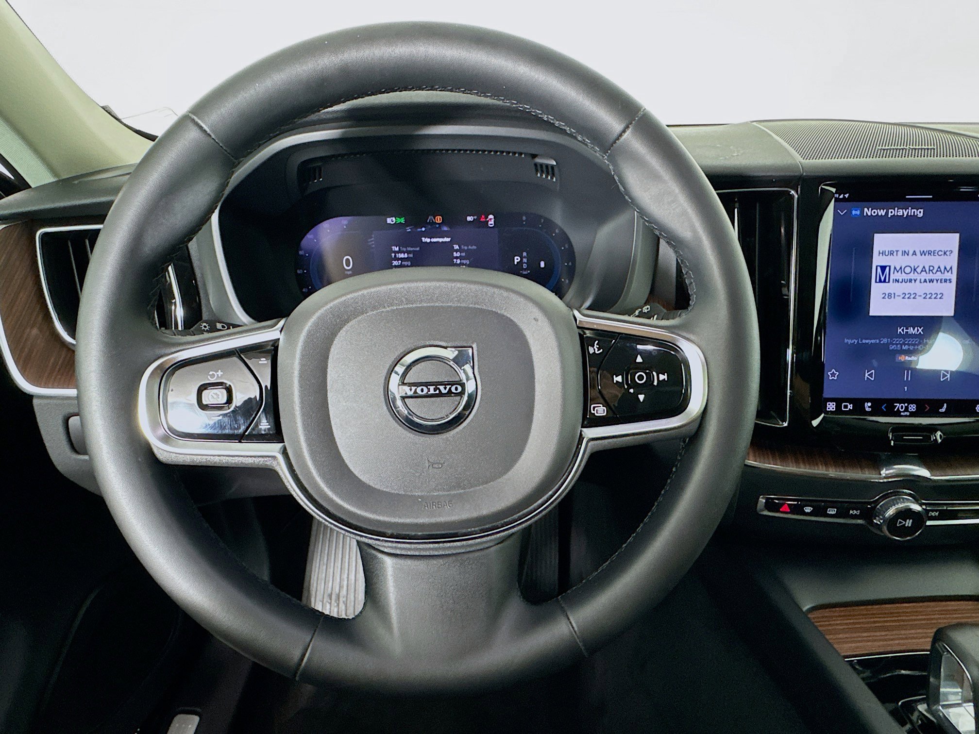 Used 2023 Volvo XC60 B5 Plus w/ Climate Package image 11