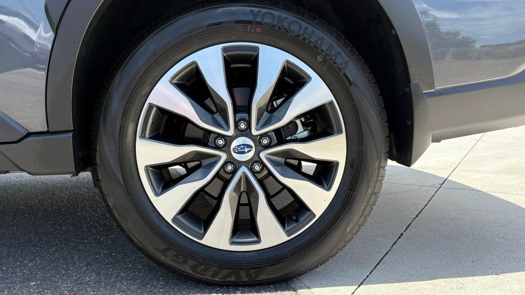 Certified 2025 Subaru Outback Touring XT AWD/4WD image 10