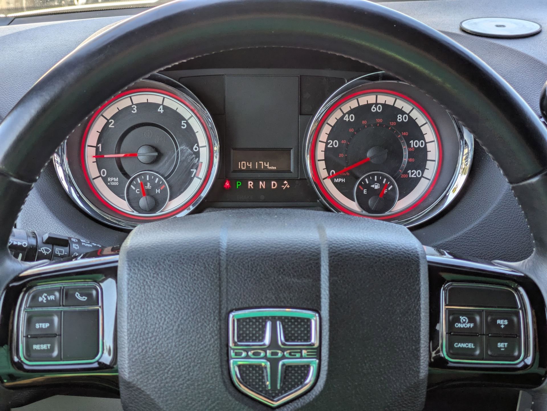 Used 2018 Dodge Grand Caravan SXT image 31