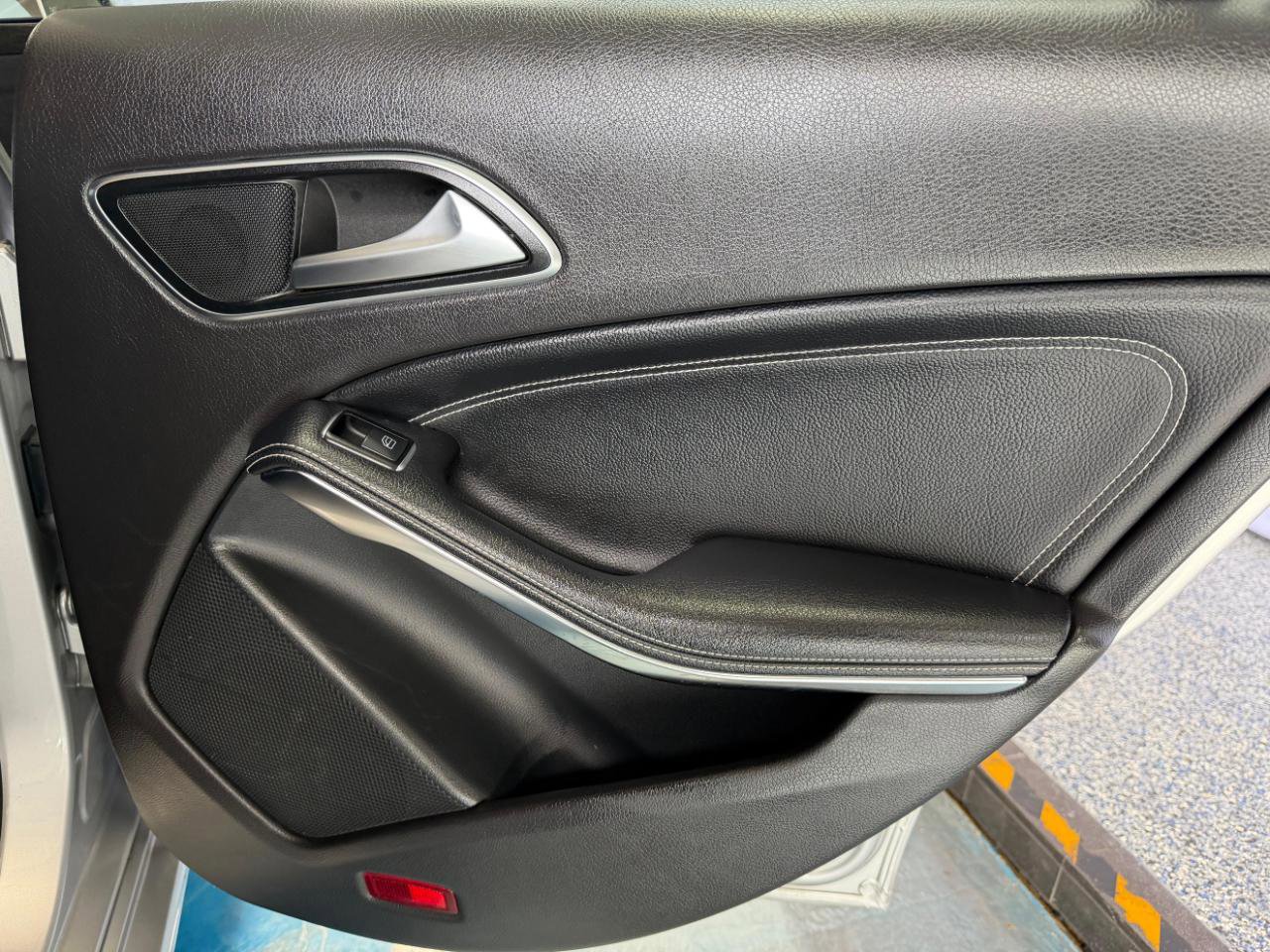 Used 2018 Mercedes-Benz CLA 250 w/ Premium Package image 23