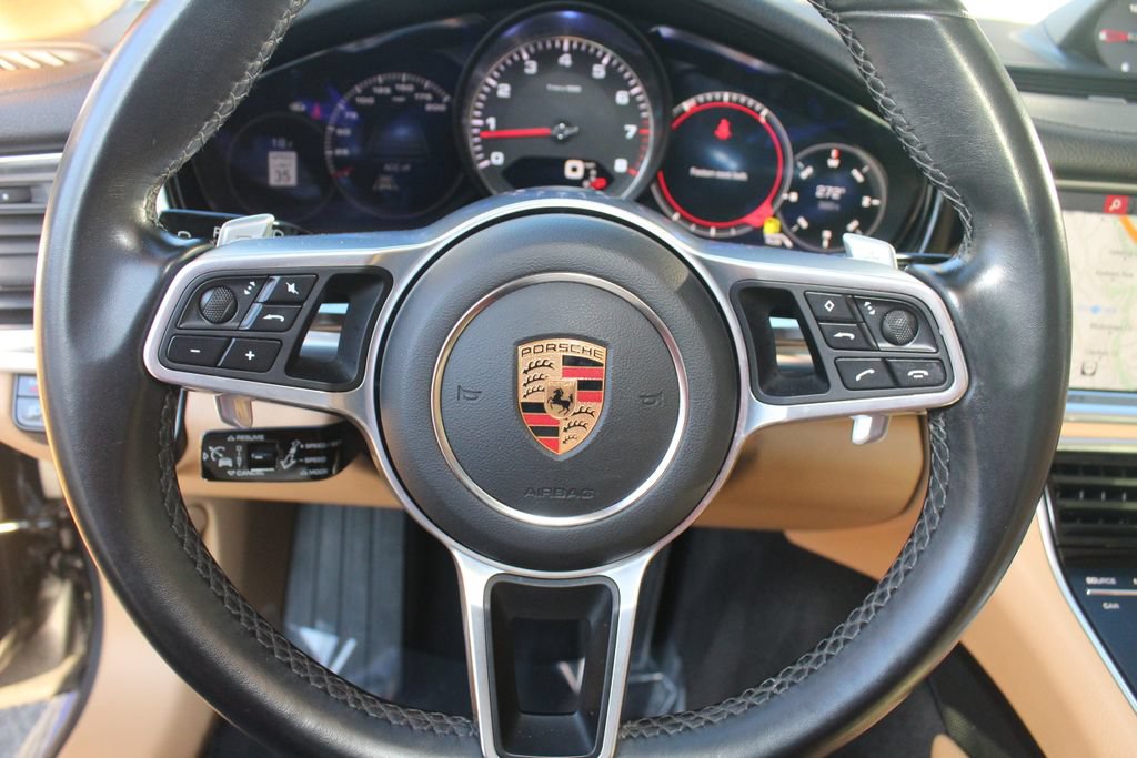 Used 2018 Porsche Panamera 4S AWD/4WD image 18