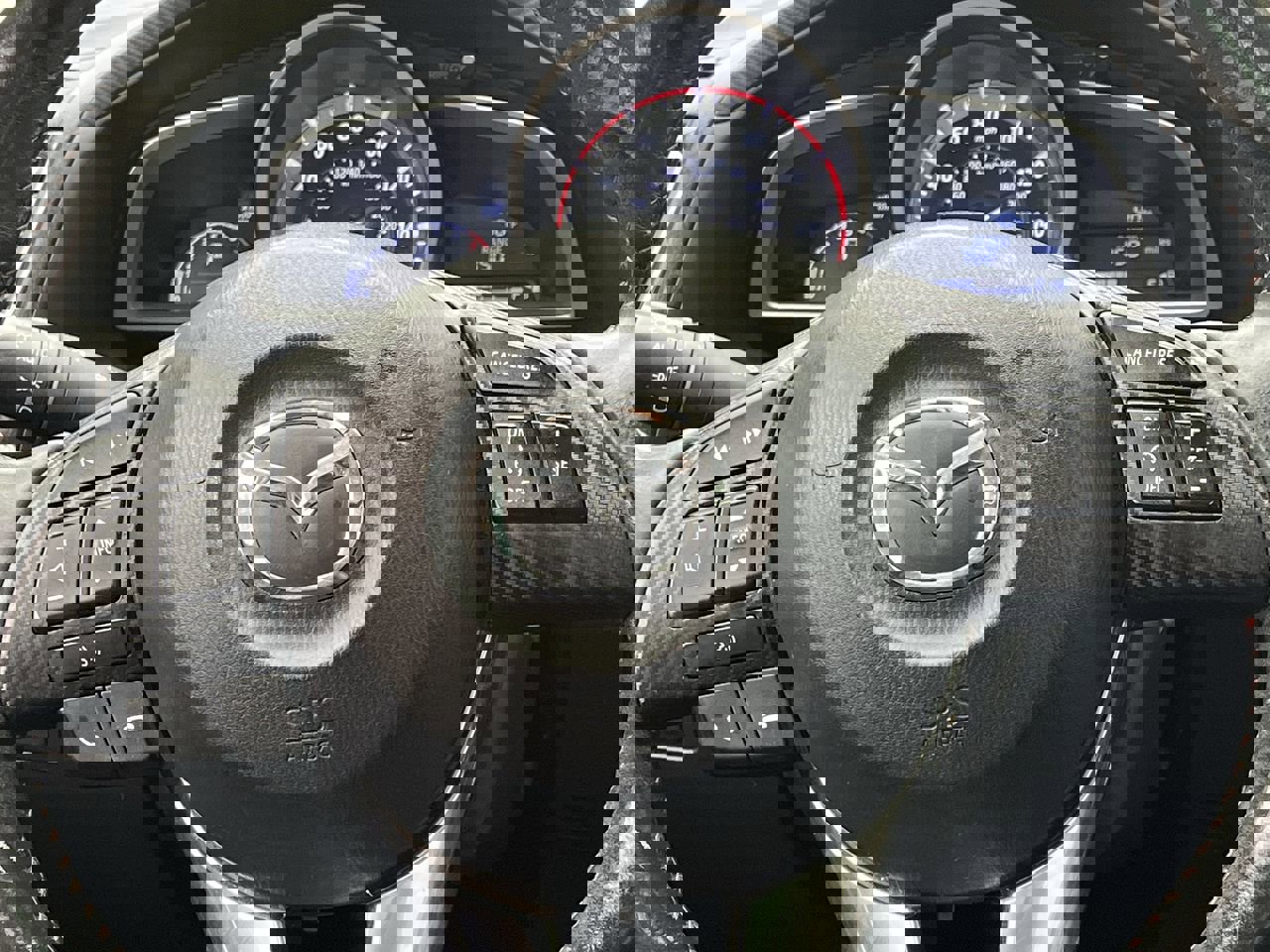 Used 2016 MAZDA MAZDA3 i Grand Touring image 13