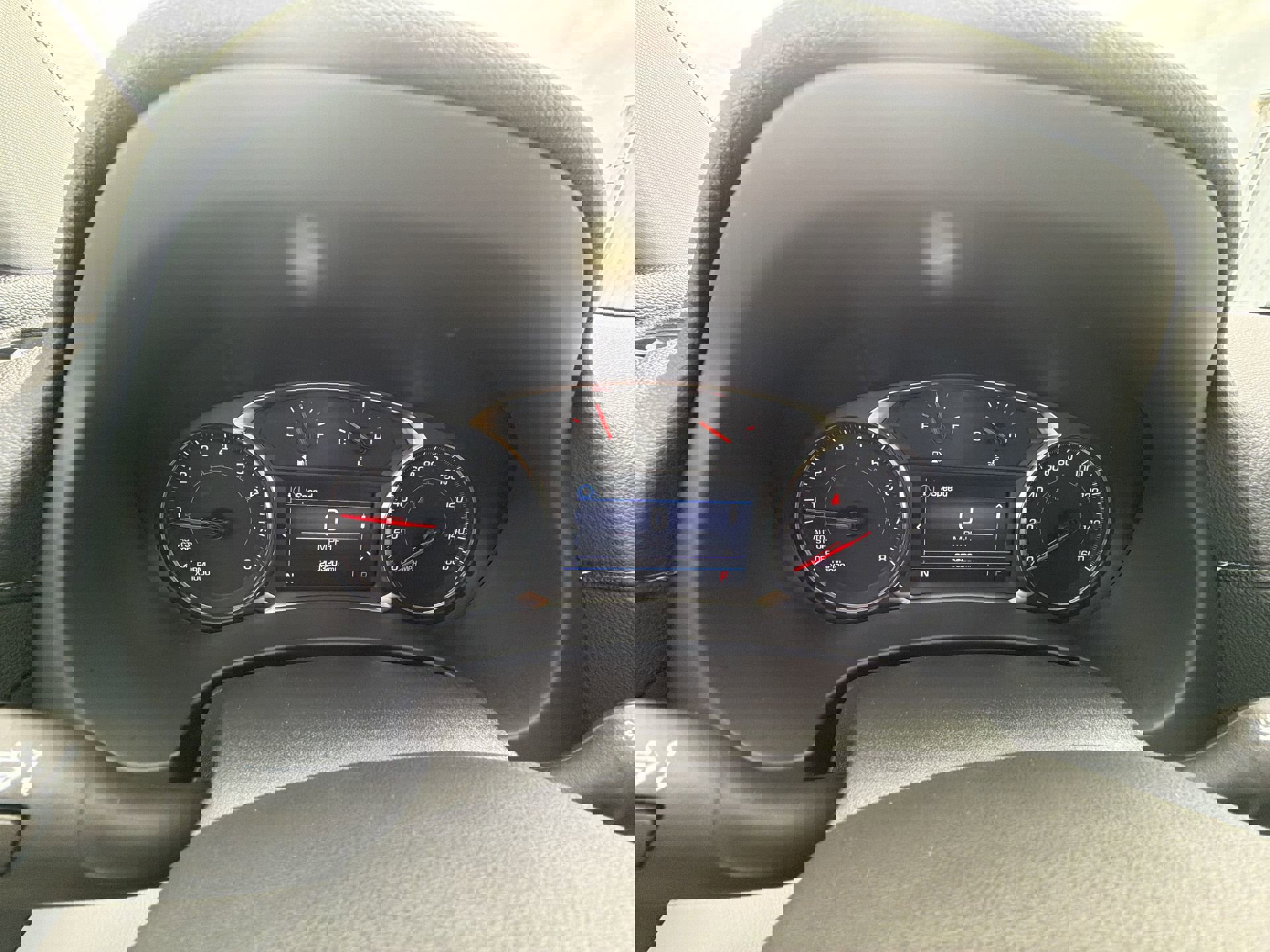 Used 2023 GMC Terrain SLE w/ Driver Convenience Package image 11