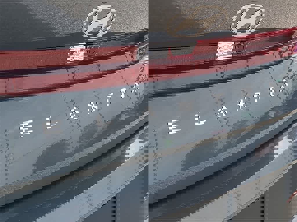 New 2026 Hyundai Elantra Sport image 13