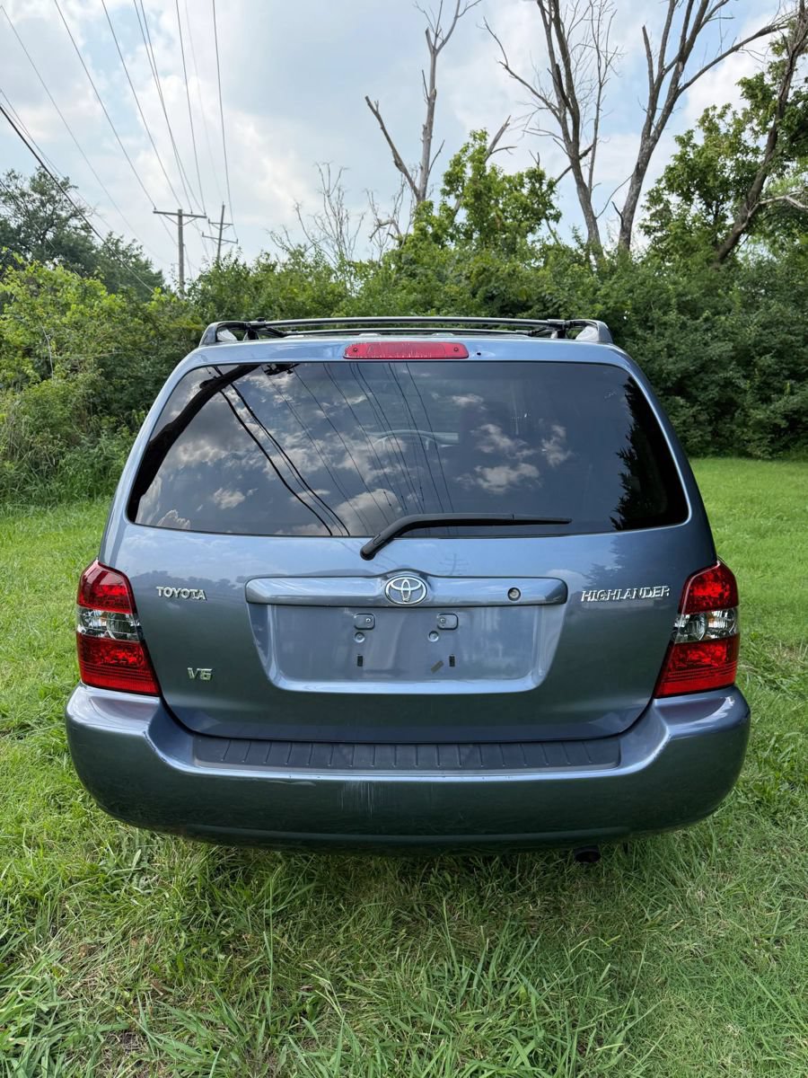 Used 2006 Toyota Highlander Sport FWD image 2