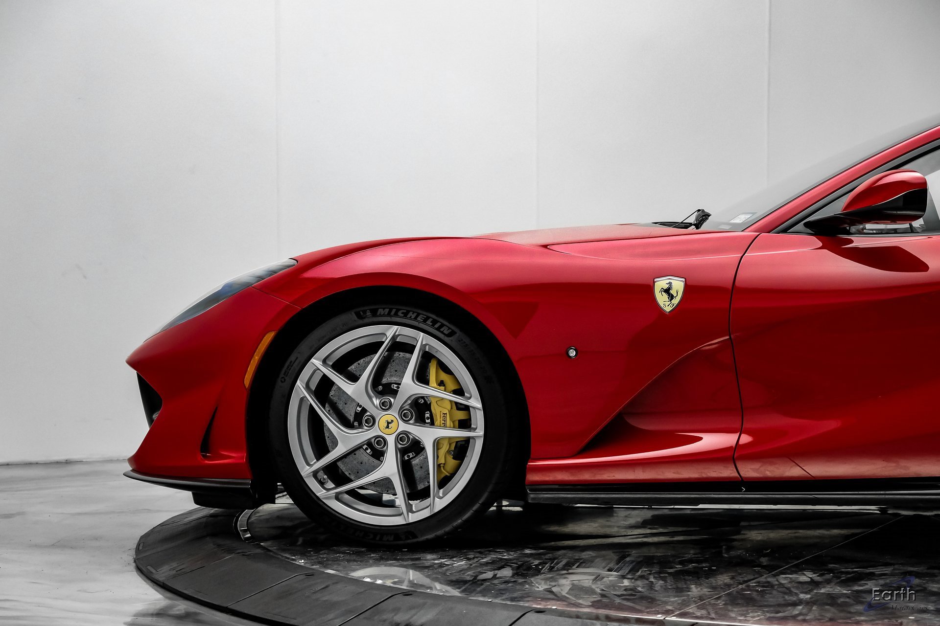 Used 2018 Ferrari 812 Superfast image 7