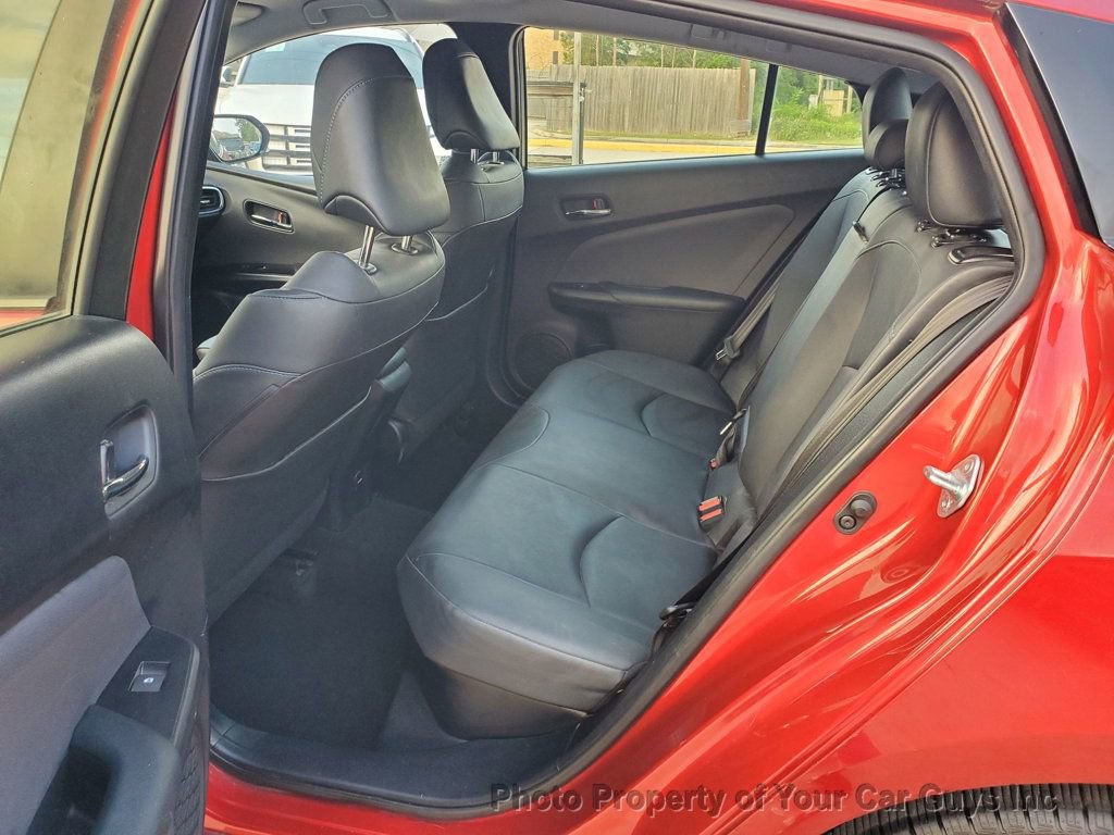 Used 2017 Toyota Prius FWD image 19