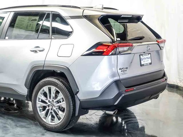 Used 2024 Toyota RAV4 XLE Premium w/ Weather Package AWD/4WD image 10