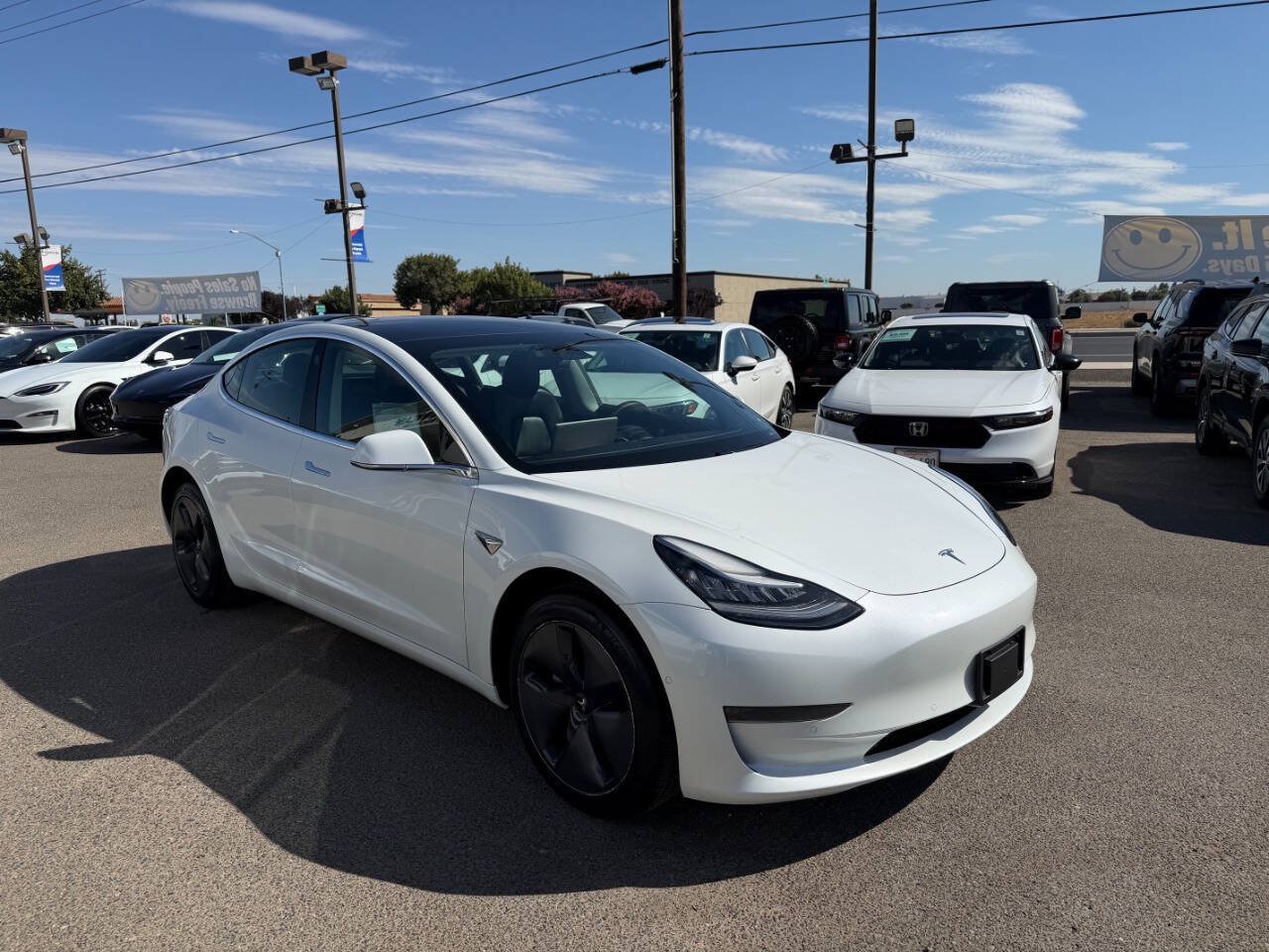 Used 2020 Tesla Model 3 Standard Range Plus RWD image 2
