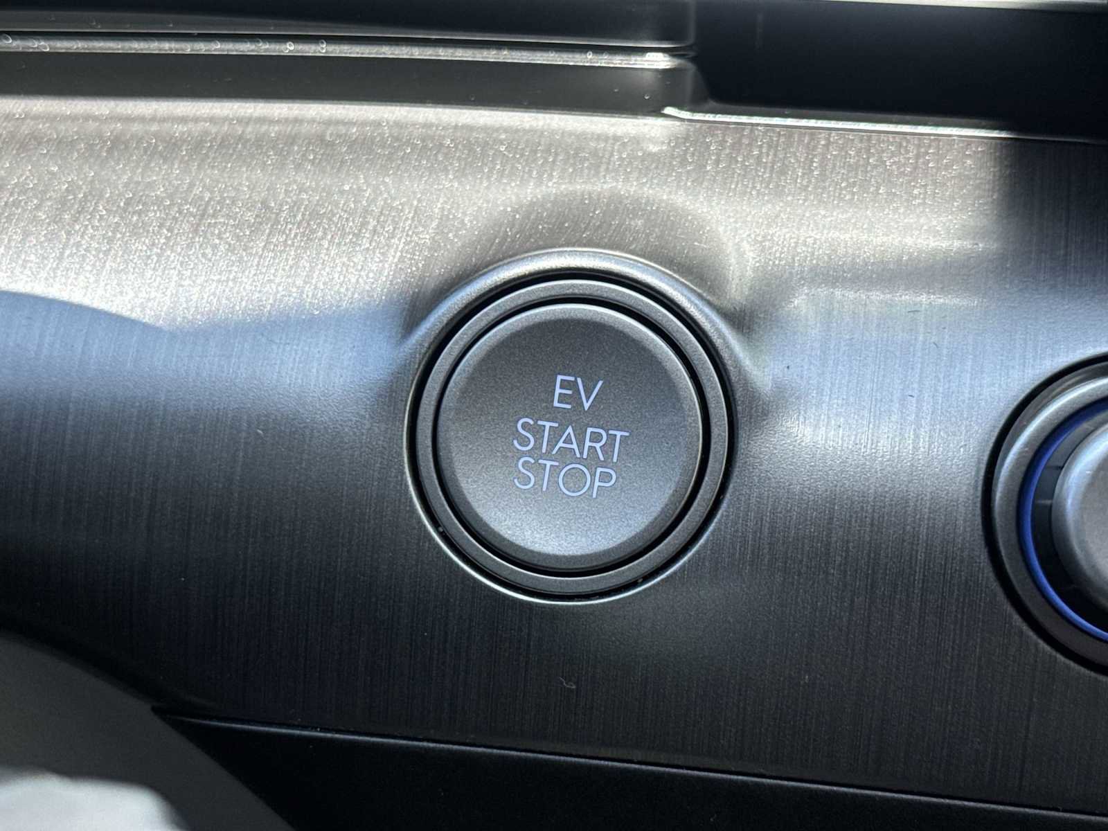 Used 2024 Hyundai Kona SEL FWD image 24