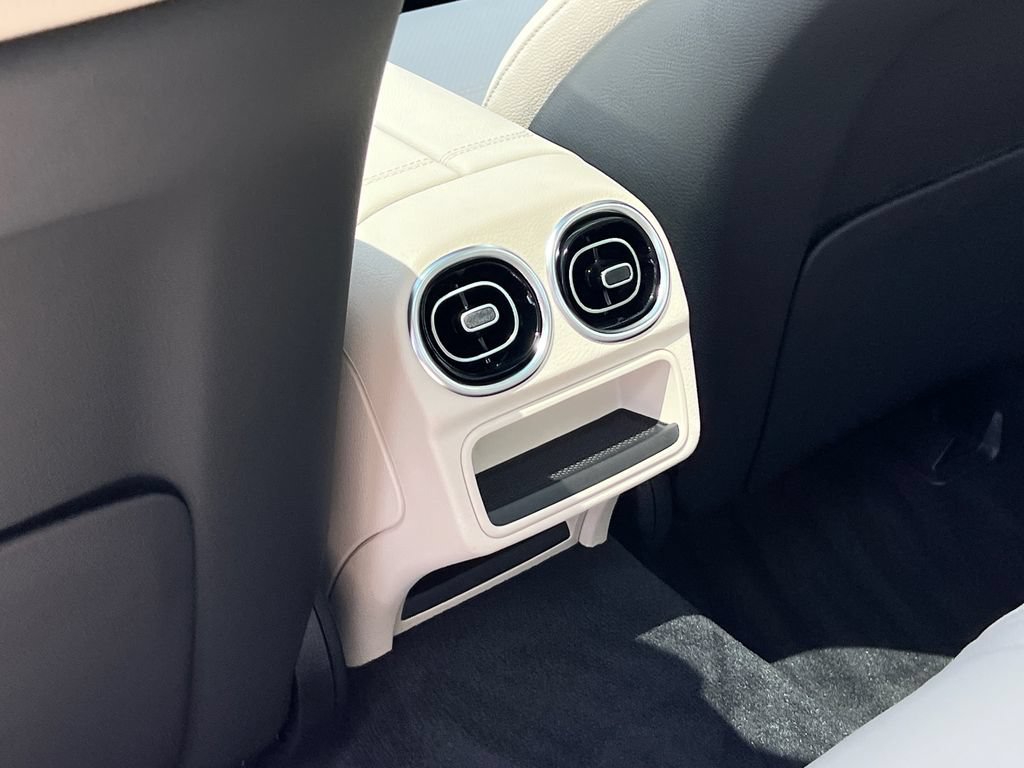 New 2026 Mercedes-Benz C 300 4MATIC Sedan image 24