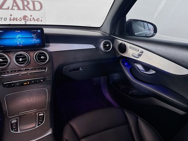 Used 2021 Mercedes-Benz GLC 300 image 28