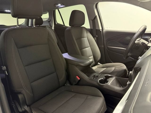 Used 2024 GMC Terrain SLE w/ Driver Convenience Package FWD image 28