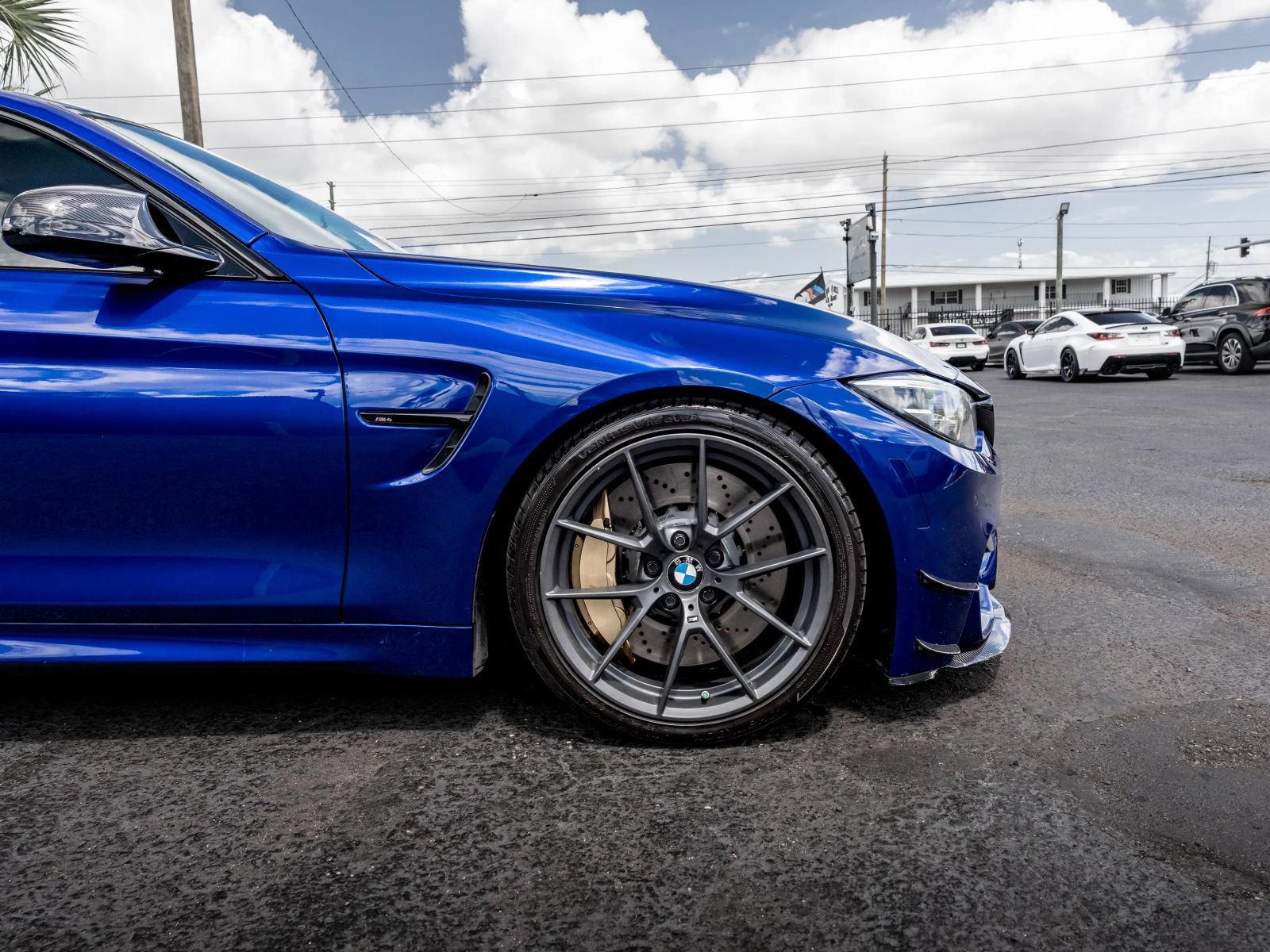 Used 2019 BMW M4 CS RWD image 11