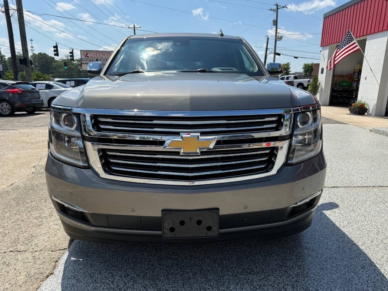 Used 2017 Chevrolet Suburban Premier AWD/4WD image 20