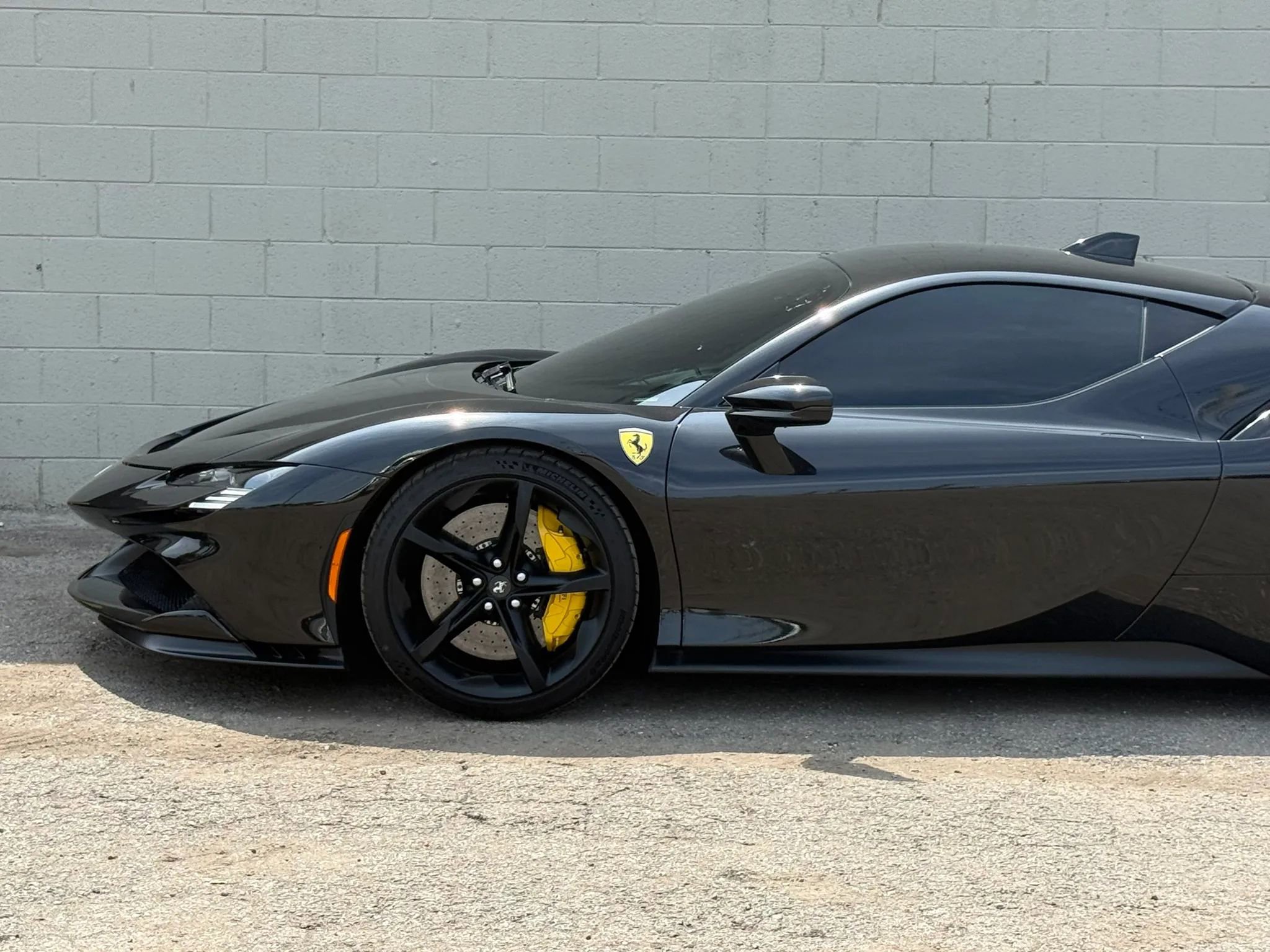 Used 2021 Ferrari SF90 Stradale AWD/4WD image 10