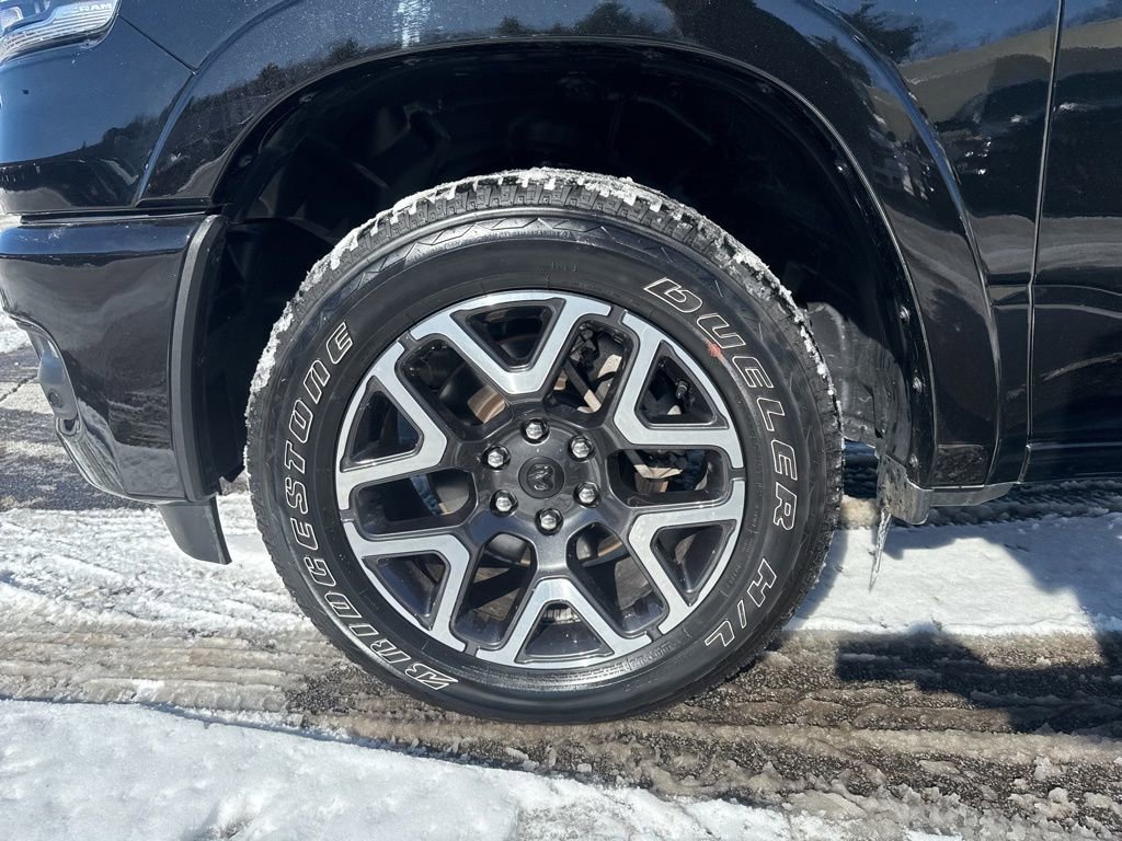 Certified 2025 RAM 1500 Laramie w/ Sport Appearance Package image 9