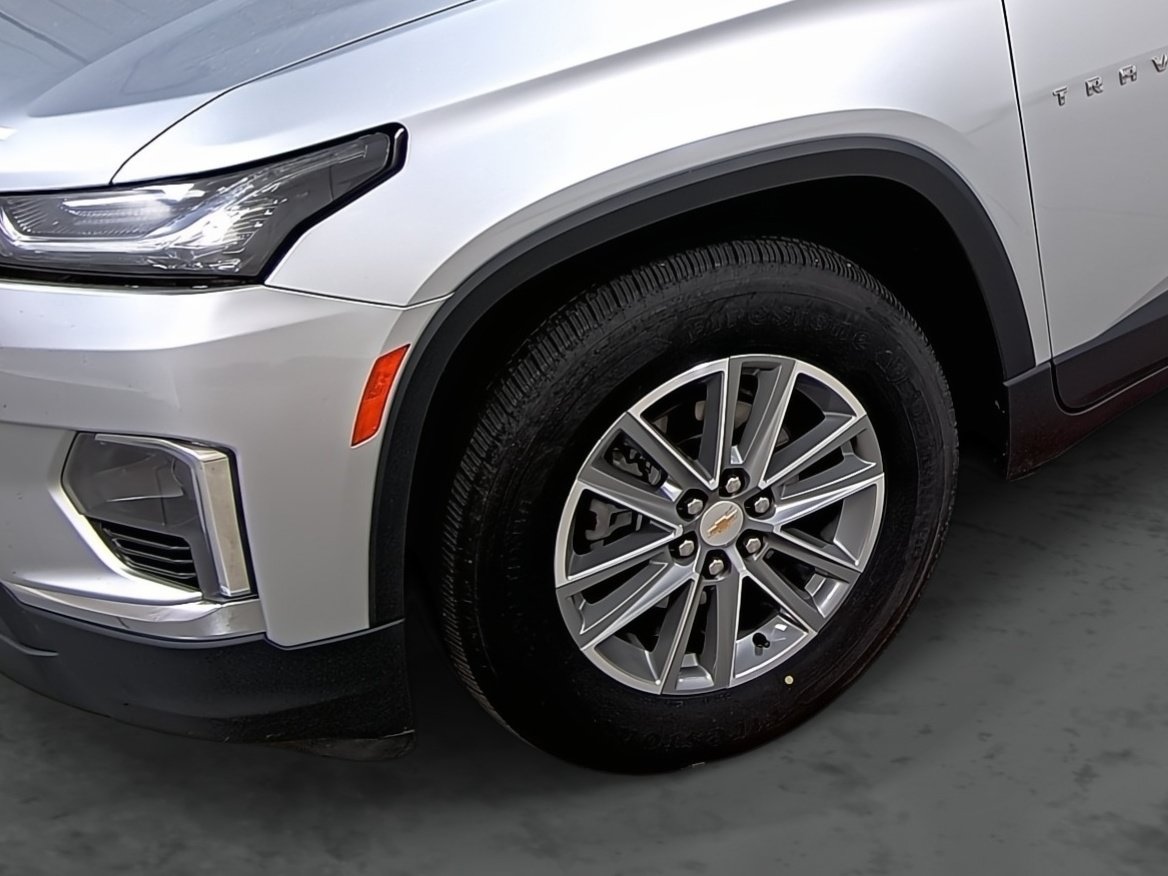 Certified 2022 Chevrolet Traverse LT w/ LPO, Cargo Package AWD/4WD image 7