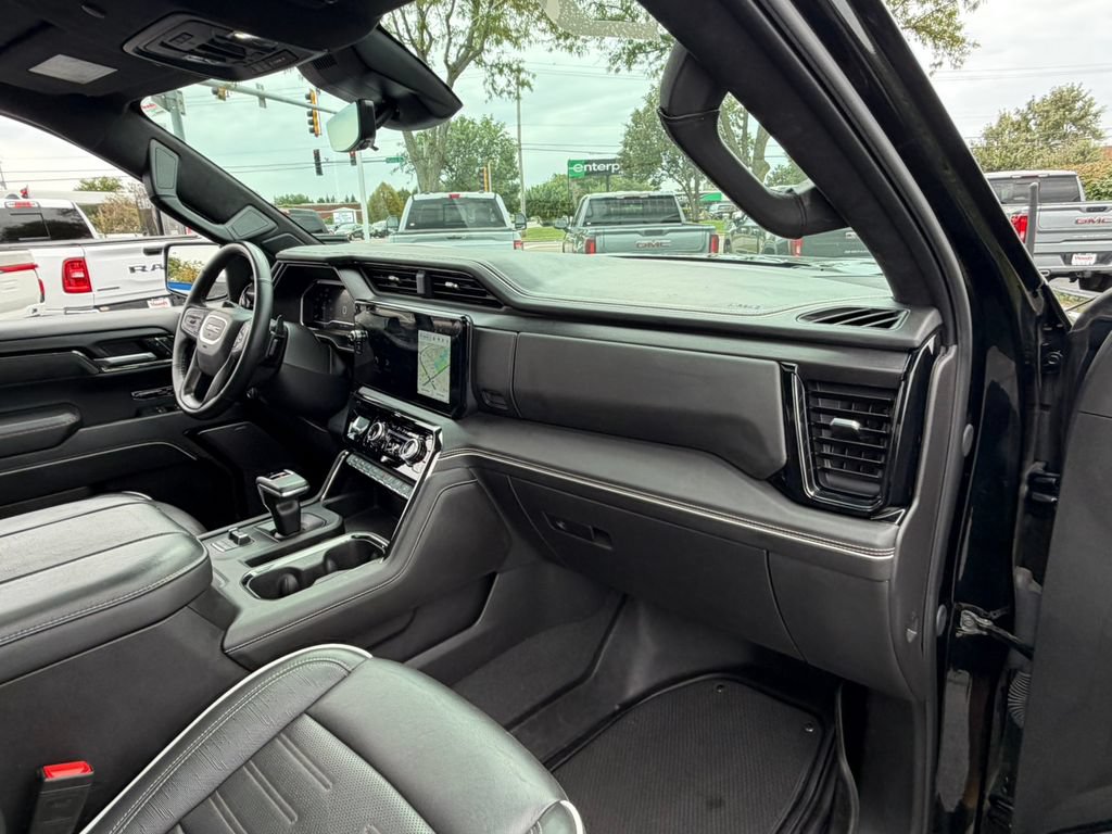 Certified 2025 GMC Sierra 1500 AT4X AWD/4WD image 17