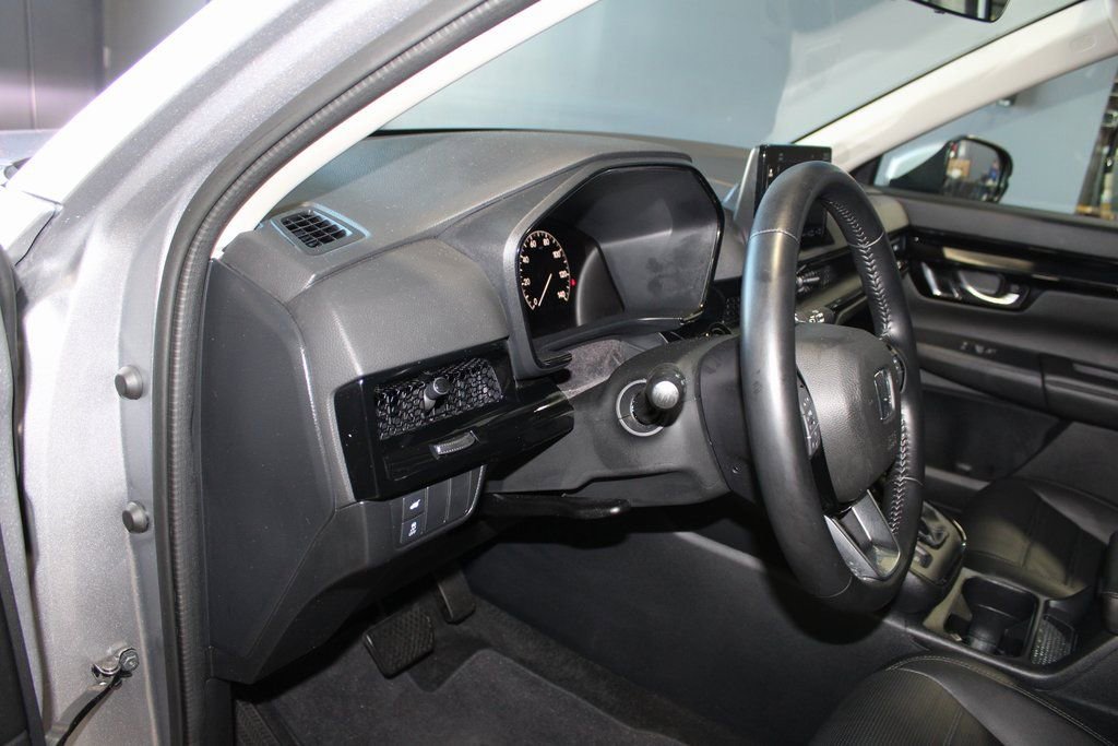Used 2025 Honda CR-V EX-L image 11