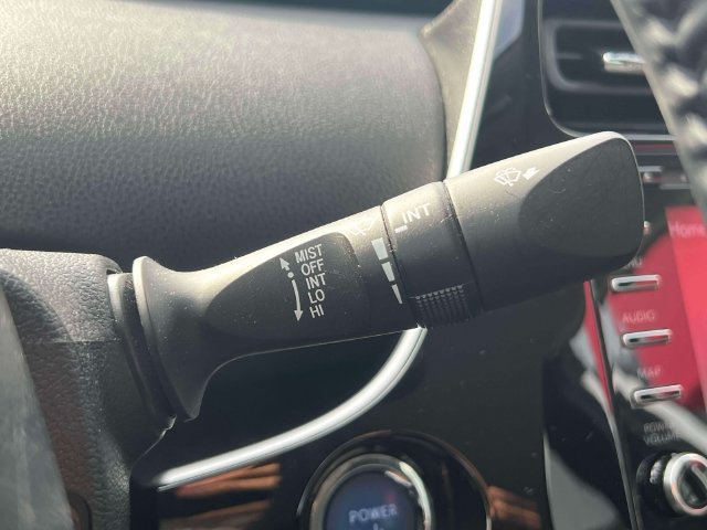 Used 2021 Toyota Prius Prime LE FWD image 24