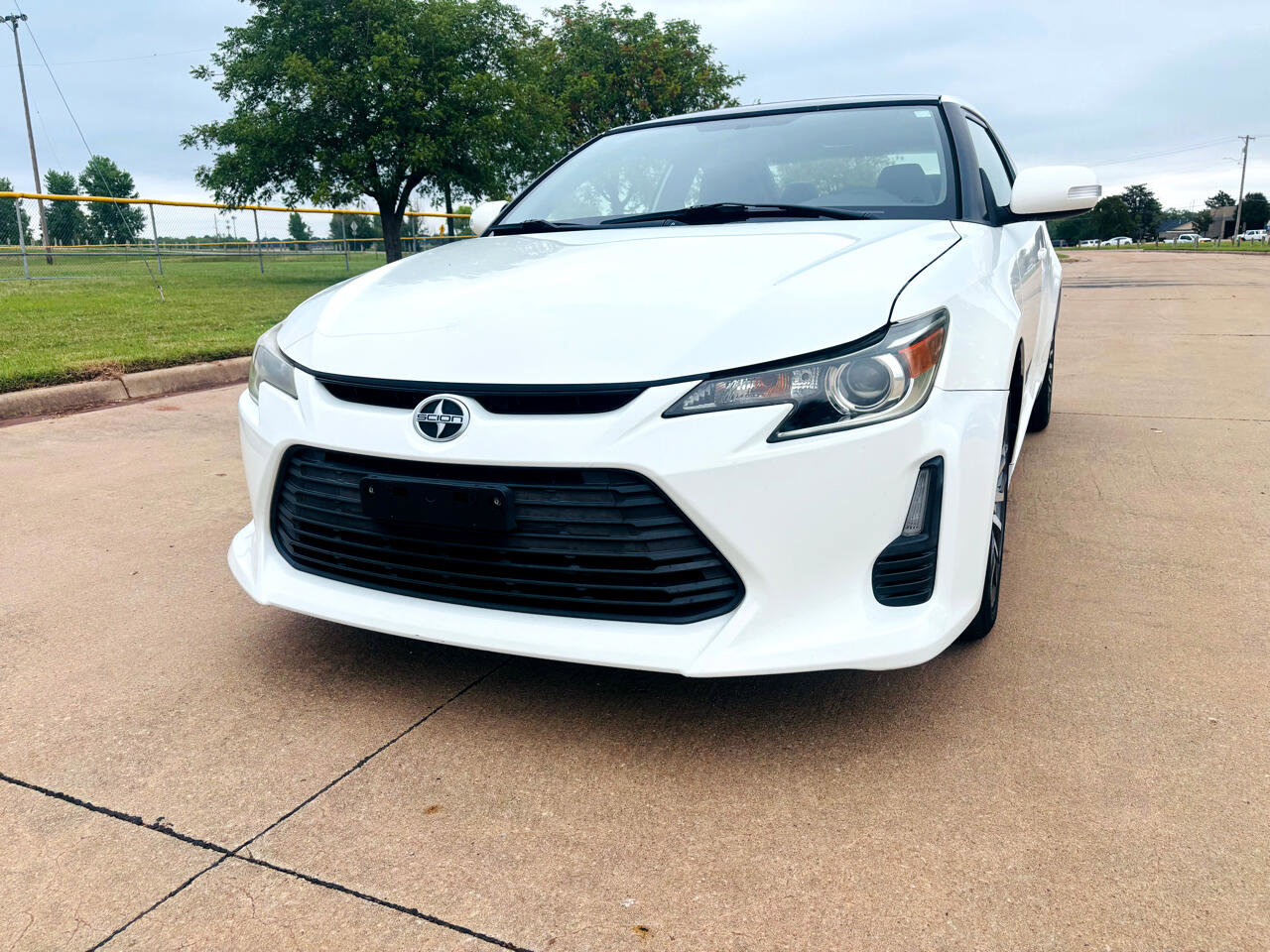 Used 2014 Scion tC image 4