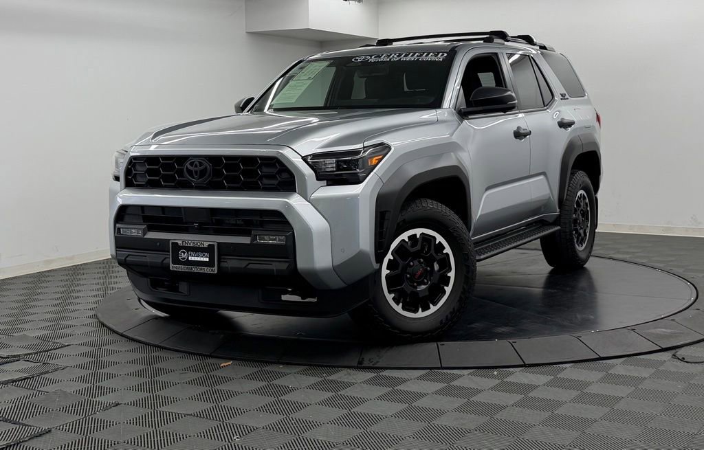 Used 2025 Toyota 4Runner TRD Off-Road Premium AWD/4WD image 3