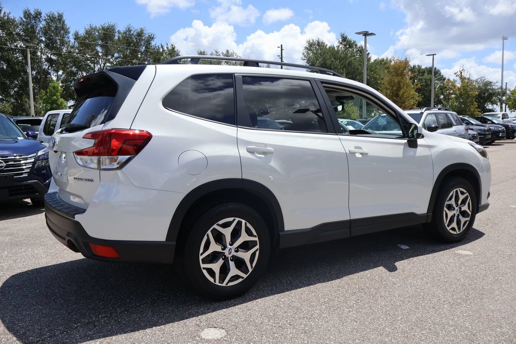 Used 2024 Subaru Forester Premium AWD/4WD image 9