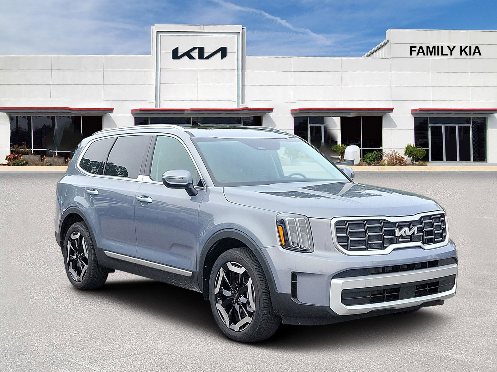 Certified 2025 Kia Telluride S image 1