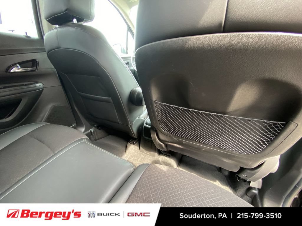 Certified 2020 Buick Encore Preferred FWD image 25