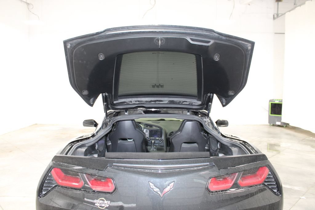 Used 2016 Chevrolet Corvette Stingray Coupe w/ Carbon Flash Badge Package RWD image 27