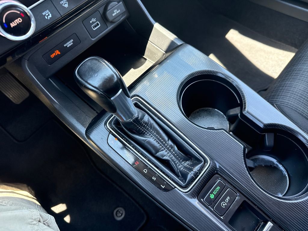 Used 2022 Honda Civic EX image 26