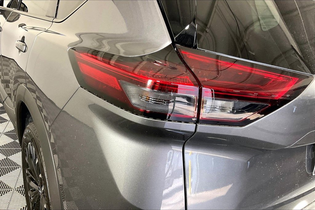 New 2026 Nissan Rogue Dark Armor FWD image 29
