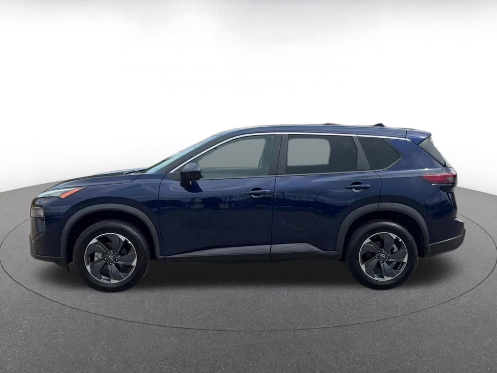 Used 2025 Nissan Rogue SV FWD image 7