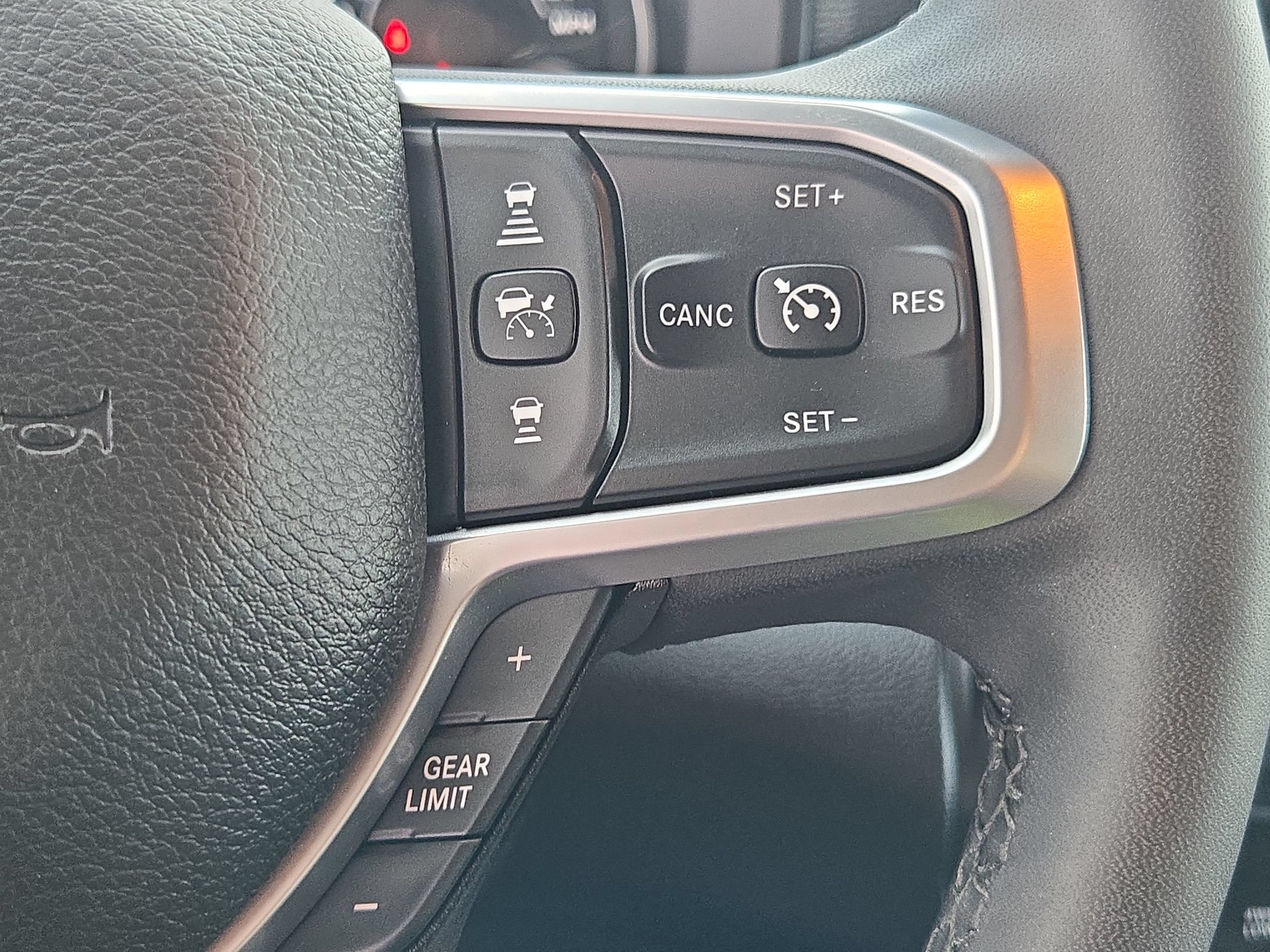 Used 2026 RAM 2500 Big Horn AWD/4WD image 28