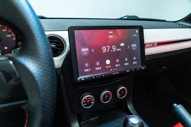 Used 2015 MAZDA MX-5 Miata Club RWD image 25