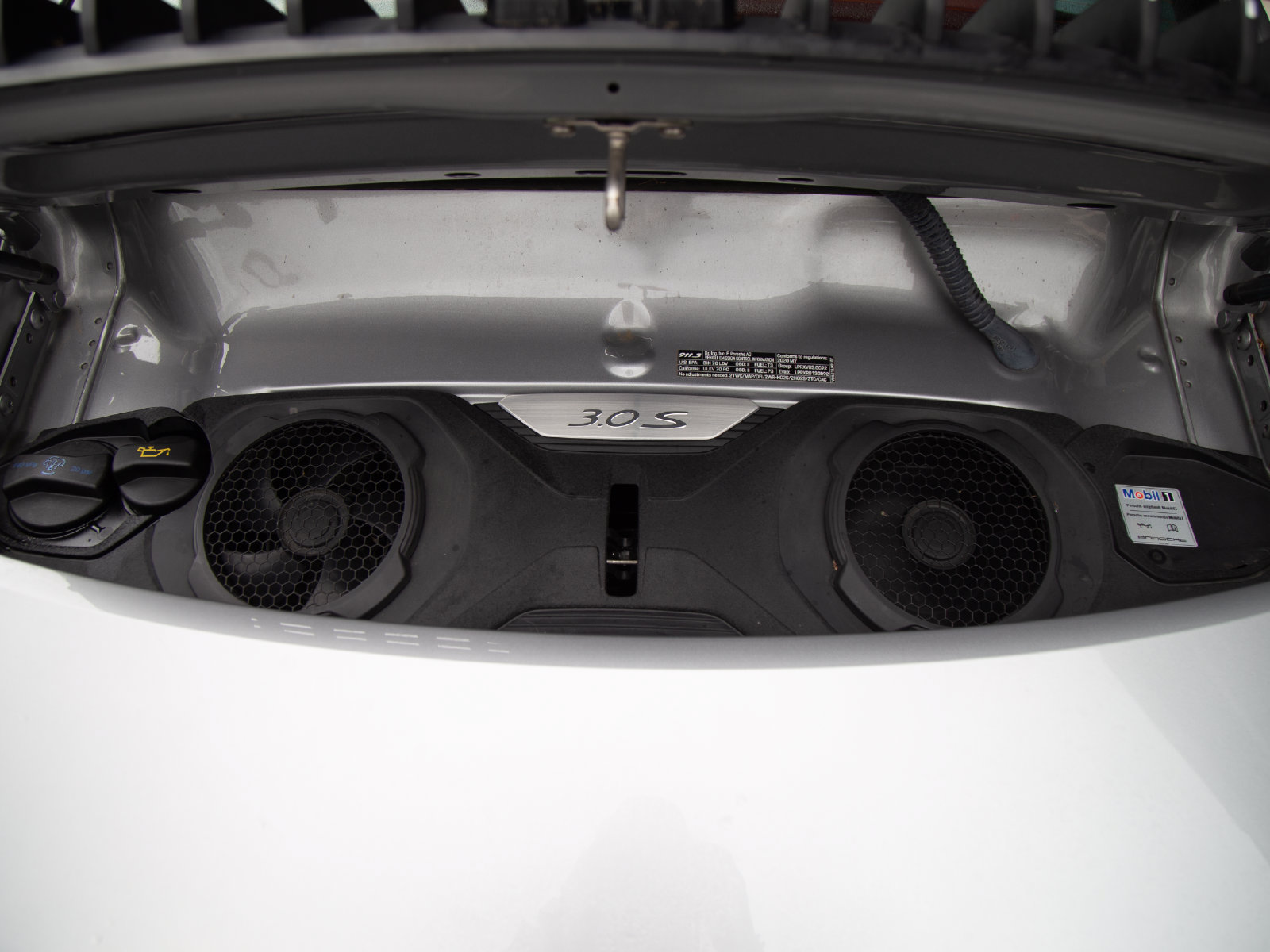 Certified 2020 Porsche 911 Carrera 4S AWD/4WD image 19