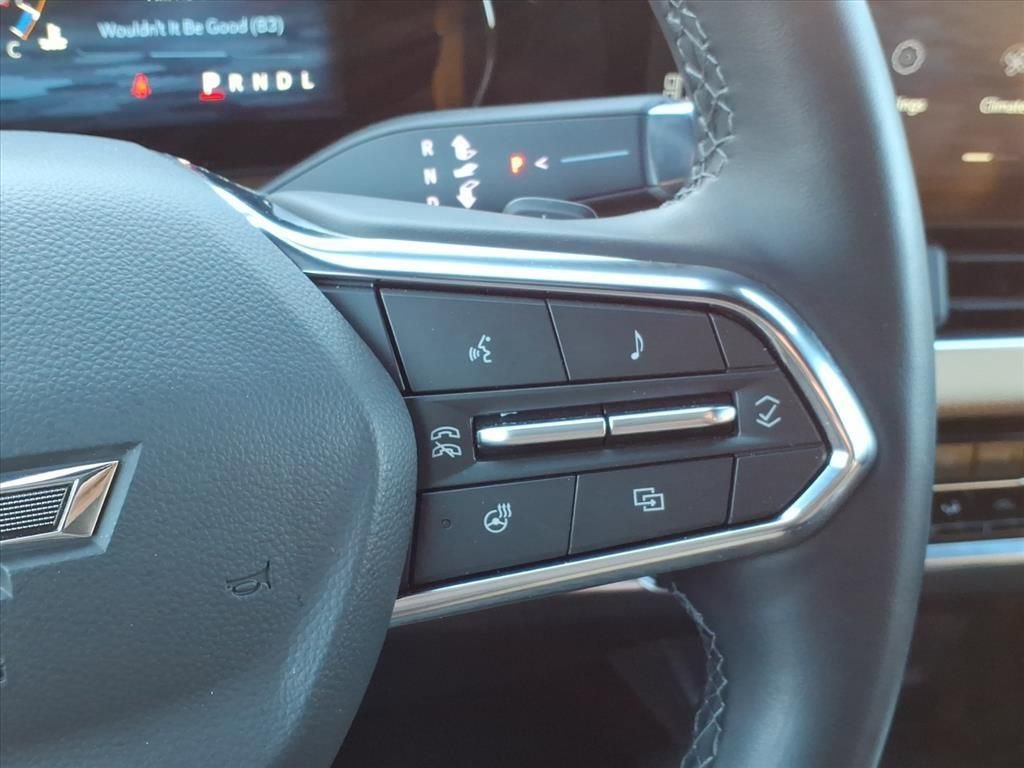 Used 2025 Chevrolet Equinox ACTIV w/ Safety and Technology Package image 22