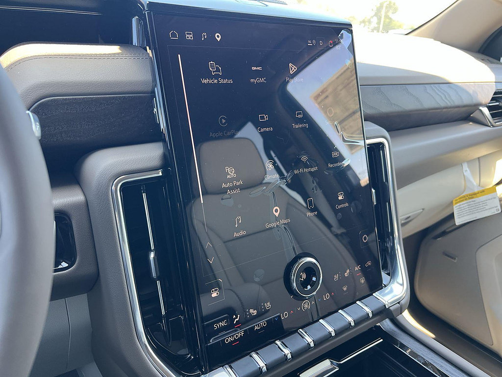 New 2026 GMC Yukon Denali w/ Advanced Technology Package RWD image 17