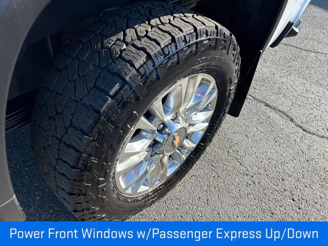Used 2022 Chevrolet Silverado 2500 High Country w/ Z71 Off-Road Package AWD/4WD image 18
