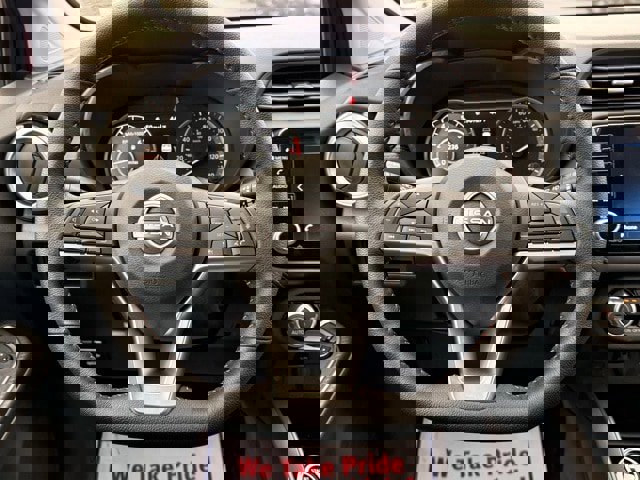 New 2025 Nissan Versa SR w/ Trunk Package image 19