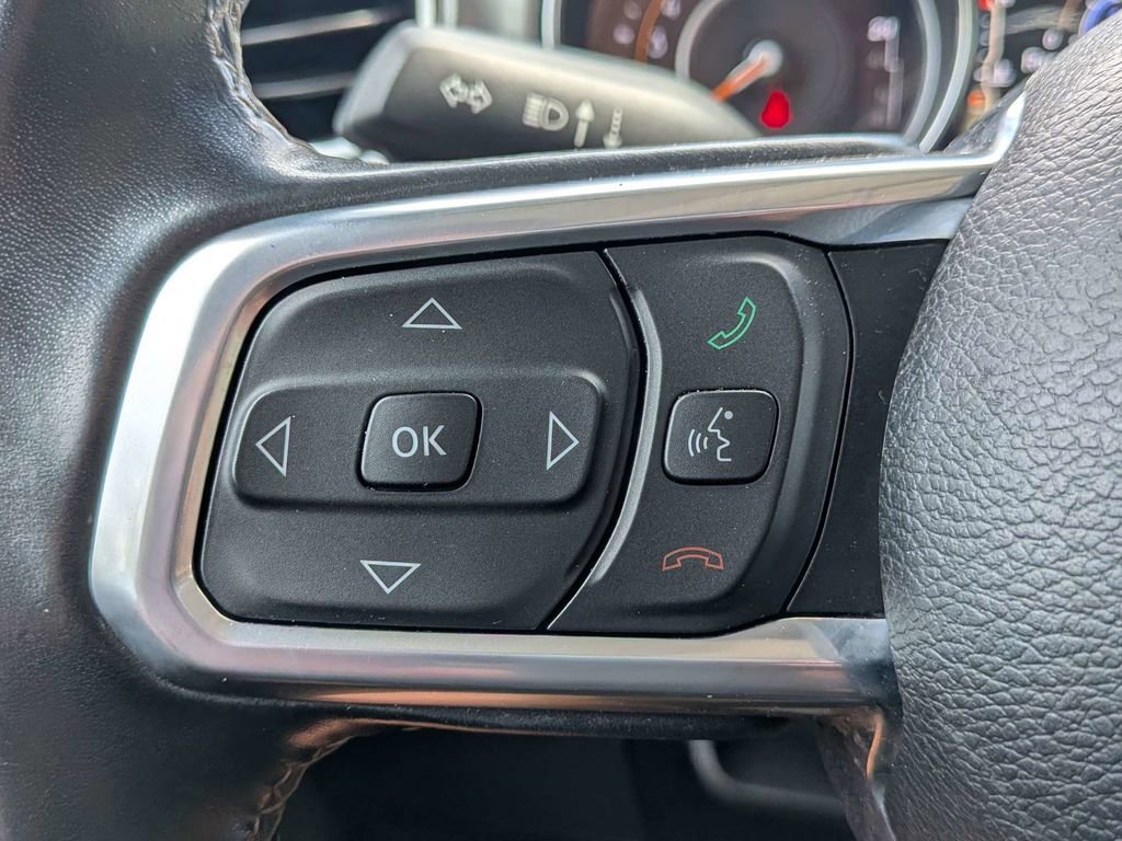 Used 2020 Jeep Gladiator Overland w/ Trailer Tow Package image 25