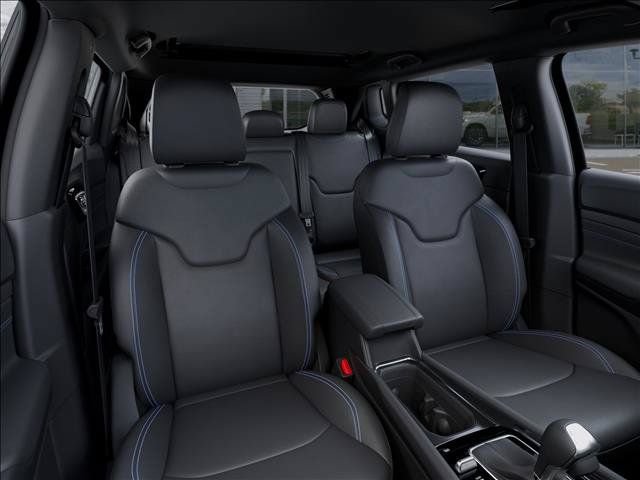 New 2026 Jeep Compass Limited w/ Sun, Sound & Navigation Group AWD/4WD image 16