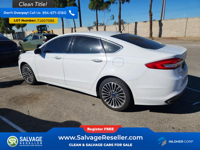Used 2017 Ford Fusion SE FWD image 3